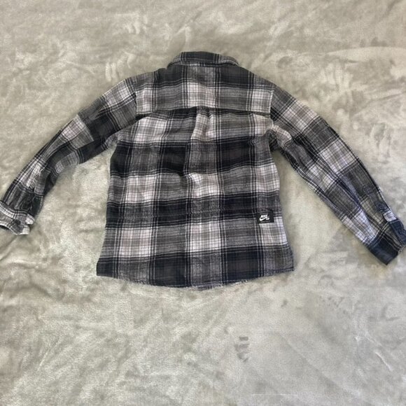 Nike SB Black Grey White Full Button Down Flannel Shirt Youth Size Medium 10-12 - Picture 6 of 11